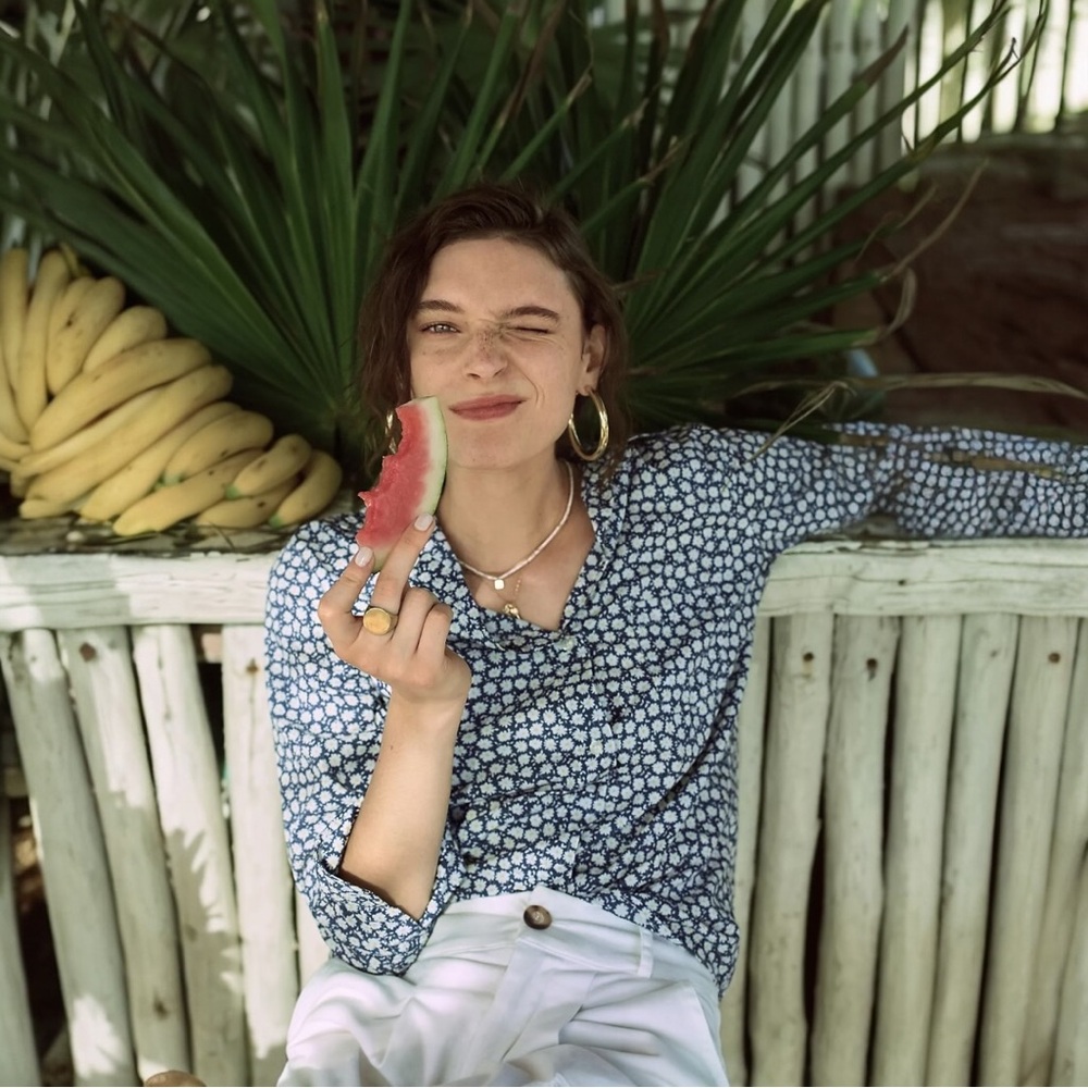 Grayson The Hero Daisies Buttondown